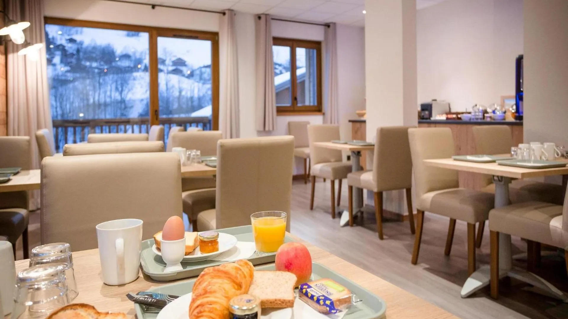 Spacious Apartment For 6 Guests Beaufort